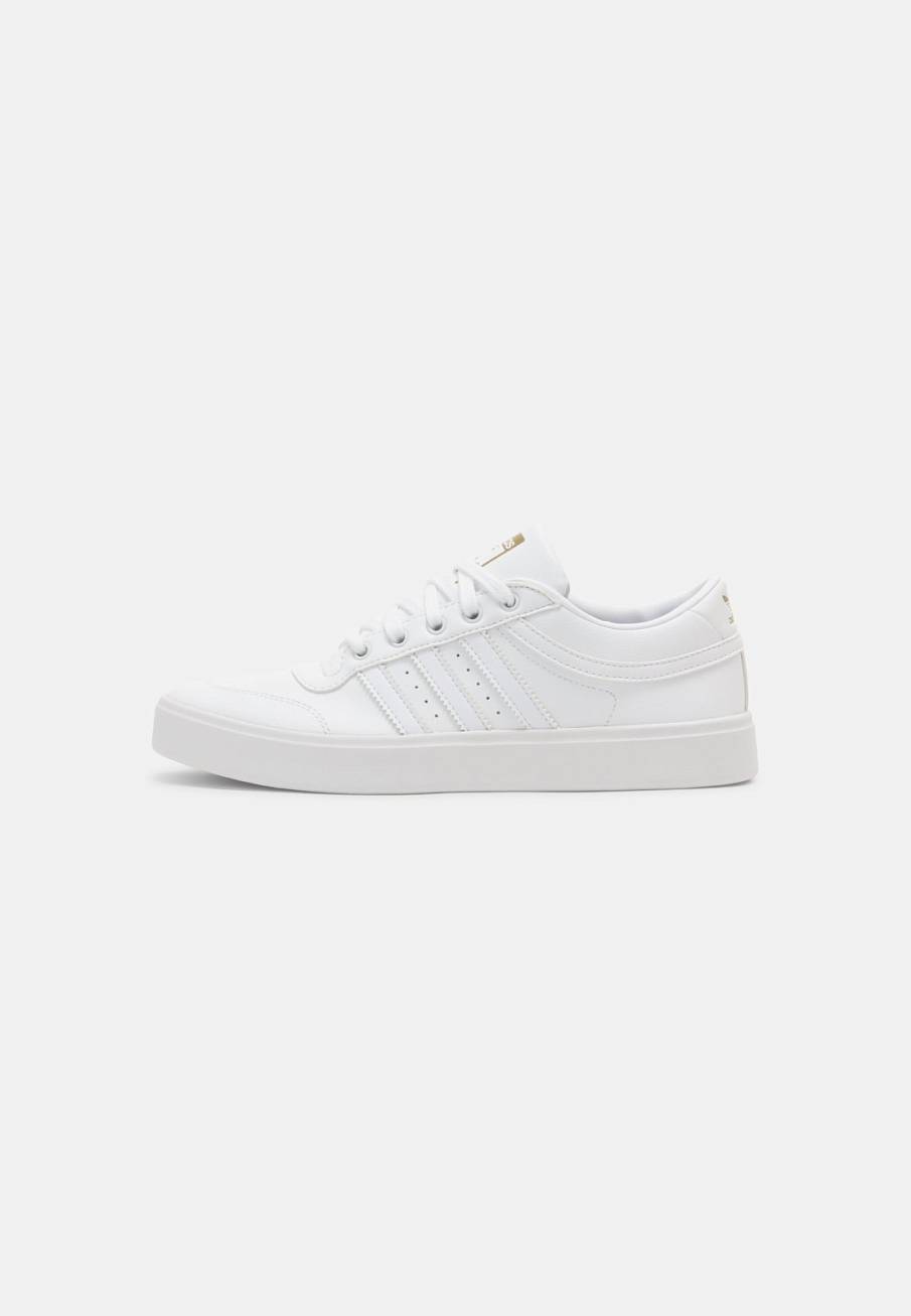 Фото № 1 с приближением к товару «‎Adidas Bryony »
