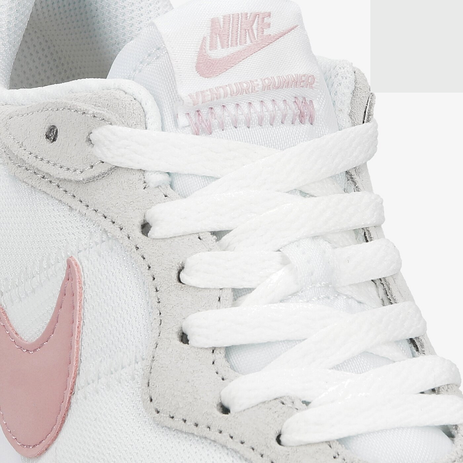 Фото № 5 с приближением к товару «‎Nike Venture Runner WhiteGreyPink Wmns»