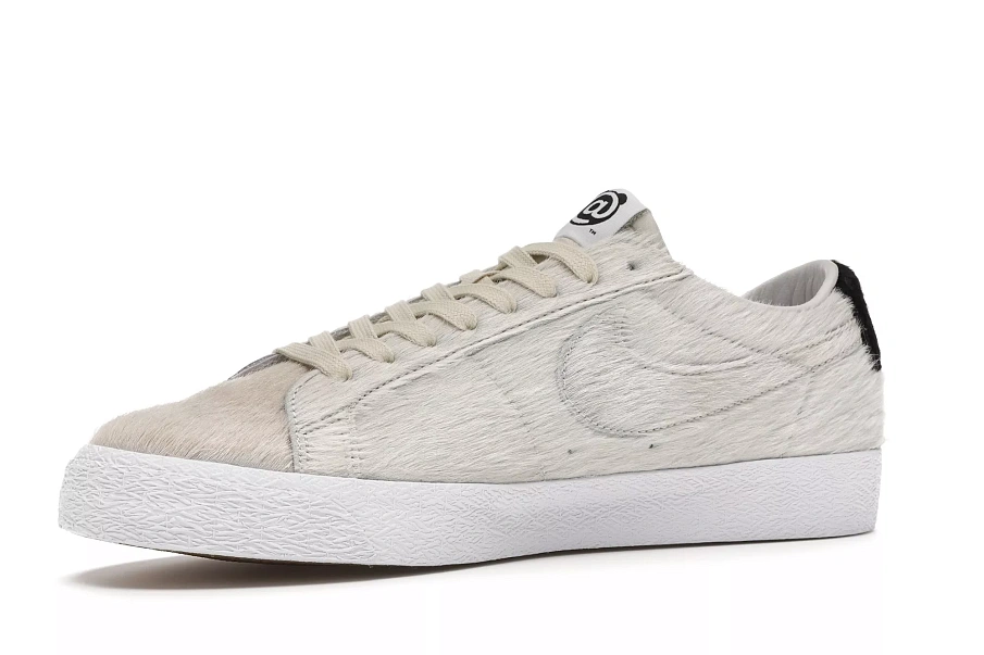 Фото № 2 с приближением к товару «‎Nike SB Blazer Low Medicom Toy (2020)»