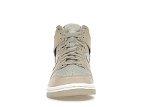 Фото № 2 с приближением к товару «‎Nike Dunk High»