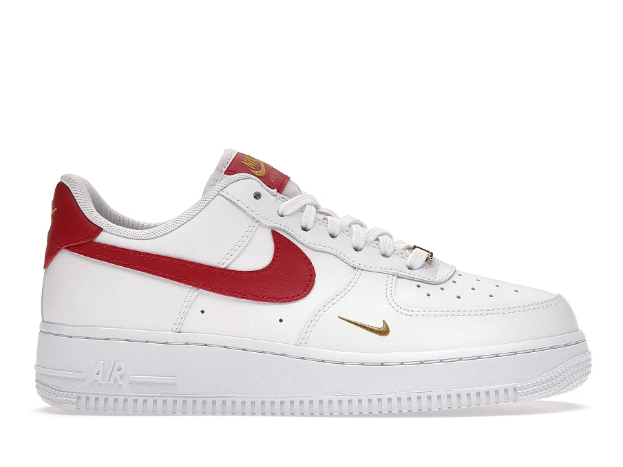 Фото № 1 с приближением к товару «‎Nike Air Force 1 Low Essential Gym Red Mini Swoosh »