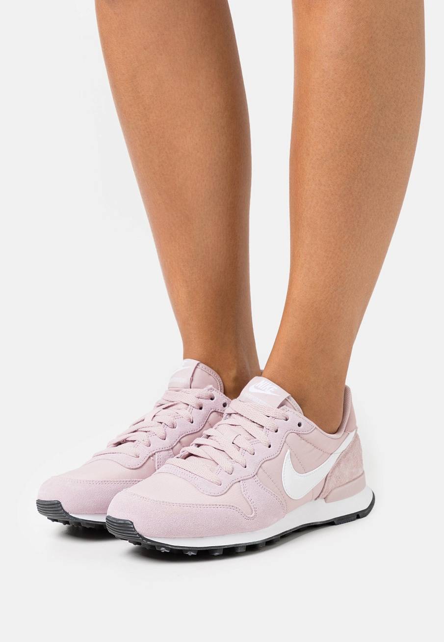 Фото № 2 с приближением к товару «‎Nike Internationalist Damenschuh »