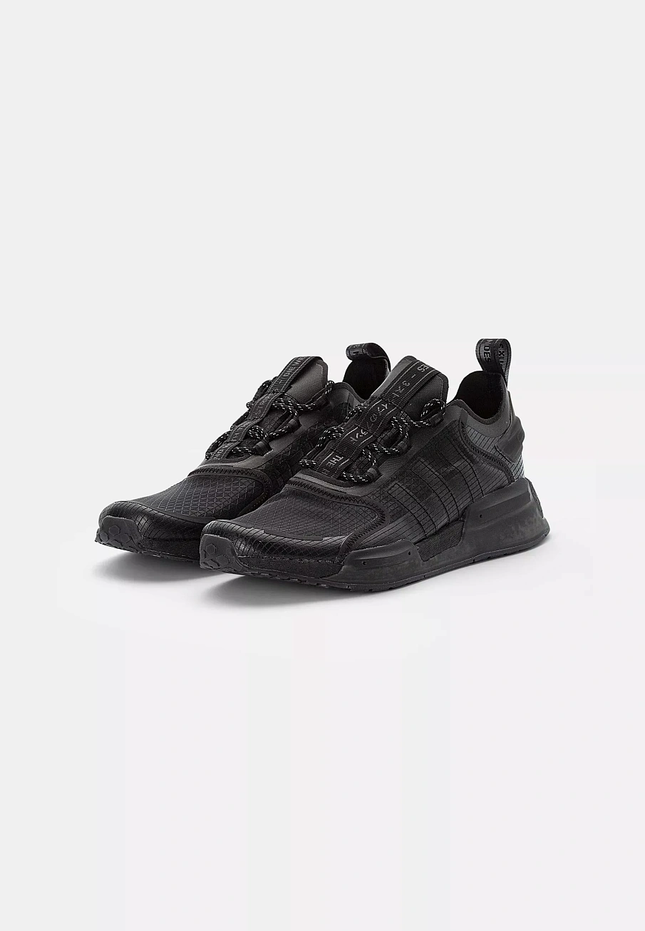 Фото № 2 с приближением к товару «‎NMD V3»