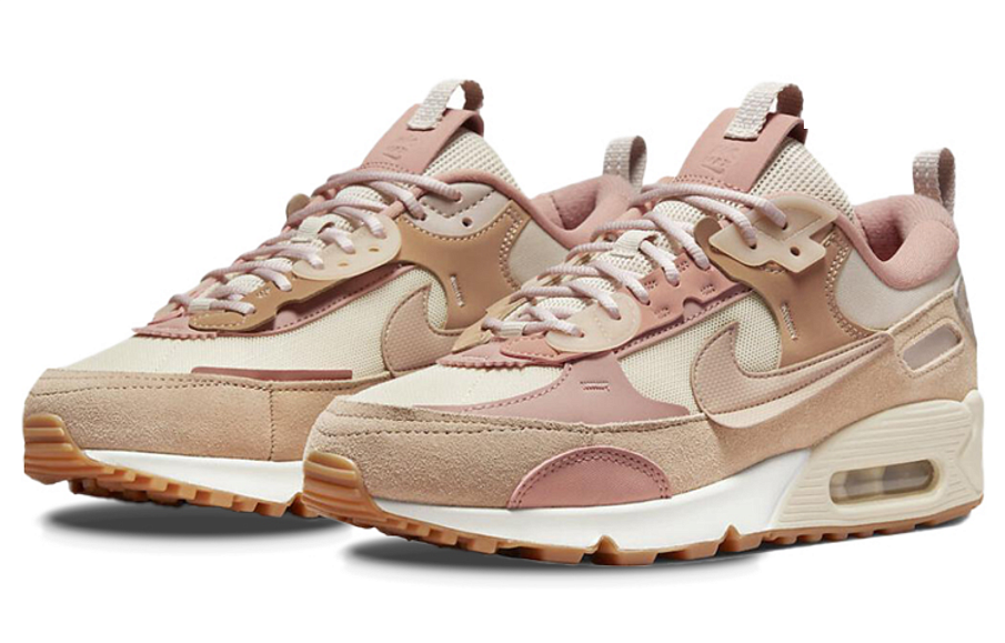 Фото № 3 с приближением к товару «‎Nike Air Max 90 Scrap Sneaker»