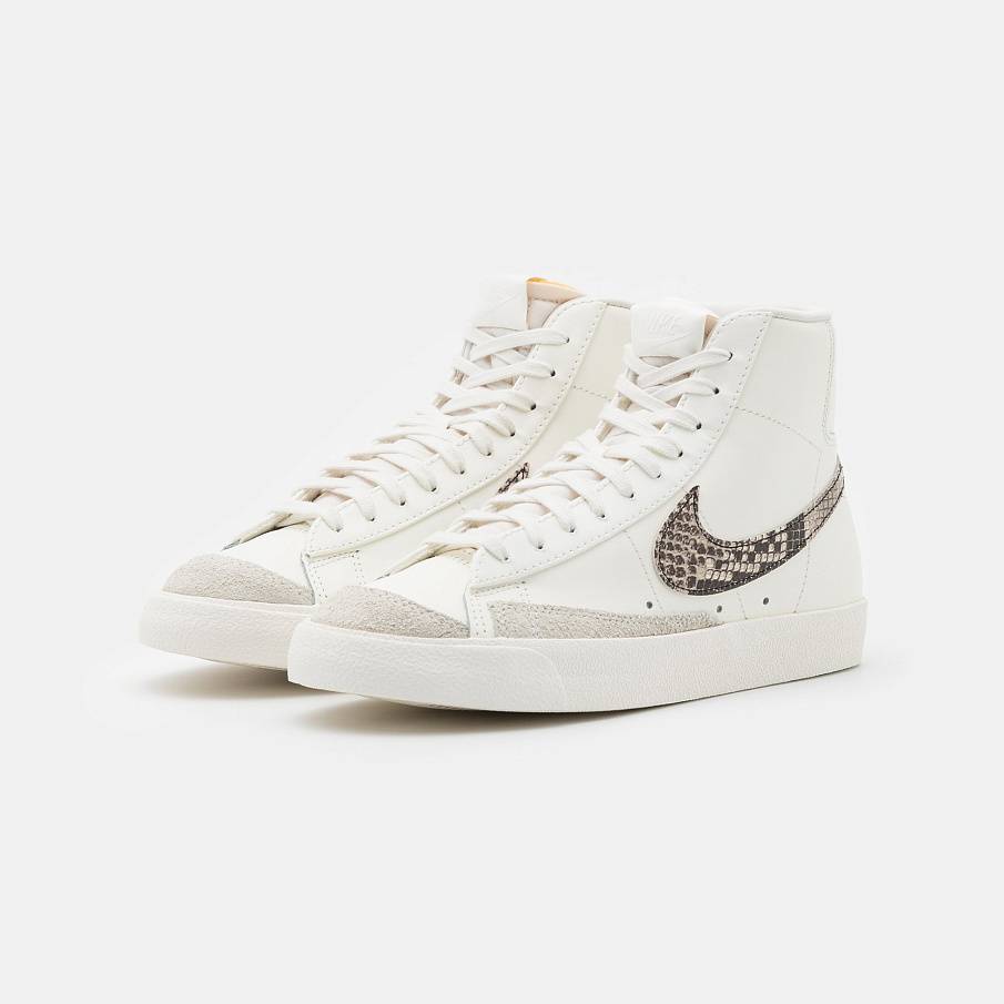 Фото № 4 с приближением к товару «‎Nike Blazer ’77 »