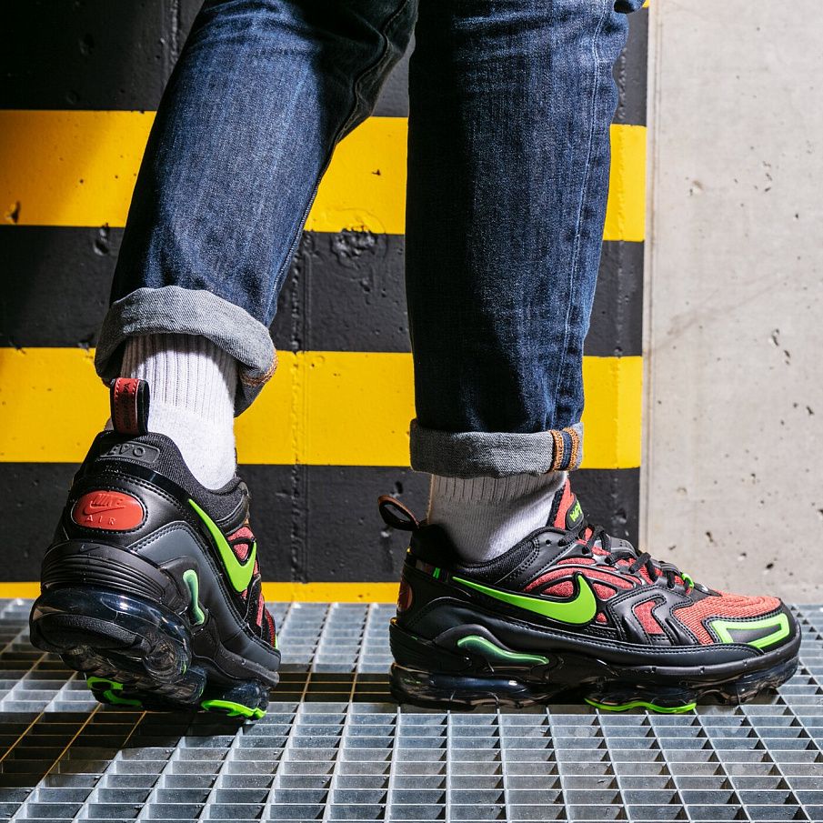 Фото № 3 с приближением к товару «‎Nike Air Vapormax Evo»