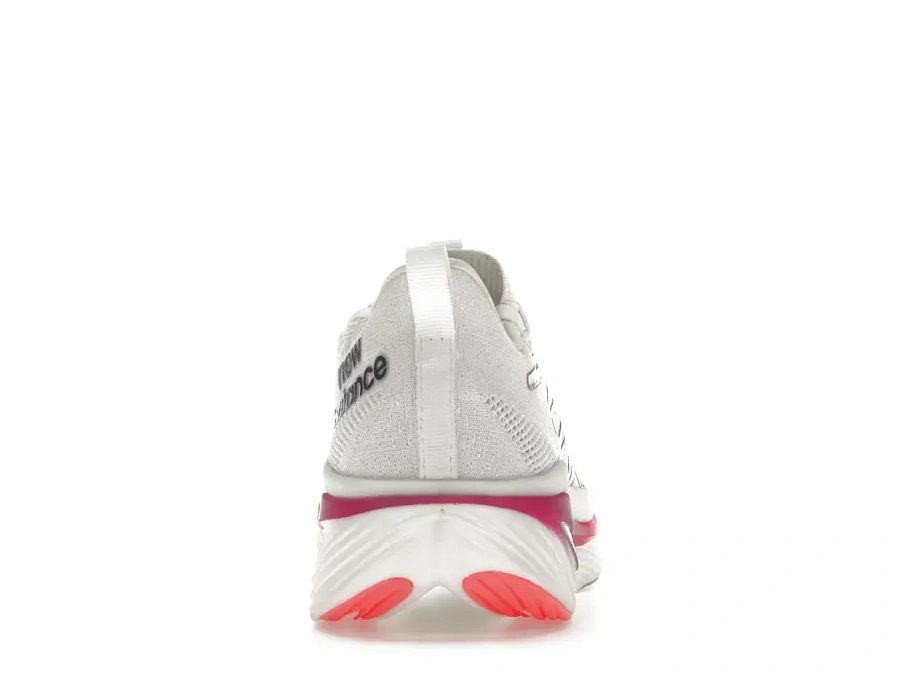 Фото № 4 с приближением к товару «‎New Balance FuelCell SC Elite V3»