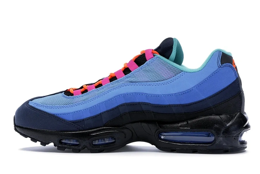Фото № 6 с приближением к товару «‎Nike Air Max 95 Coral Studios (Black Sole)»