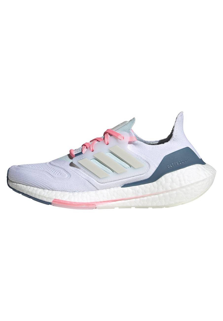 Фото № 1 с приближением к товару «‎Adidas Ultraboost 22»