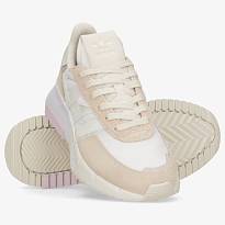 Фото № 3 с приближением к товару «‎ adidas originals Retropy F2 Sports Casual Shoes»
