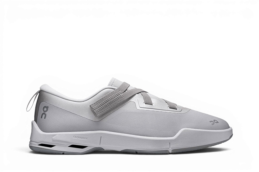 Фото № 2 с приближением к товару «‎Zendaya x On Women's Cloudnova Wolf Alloy»