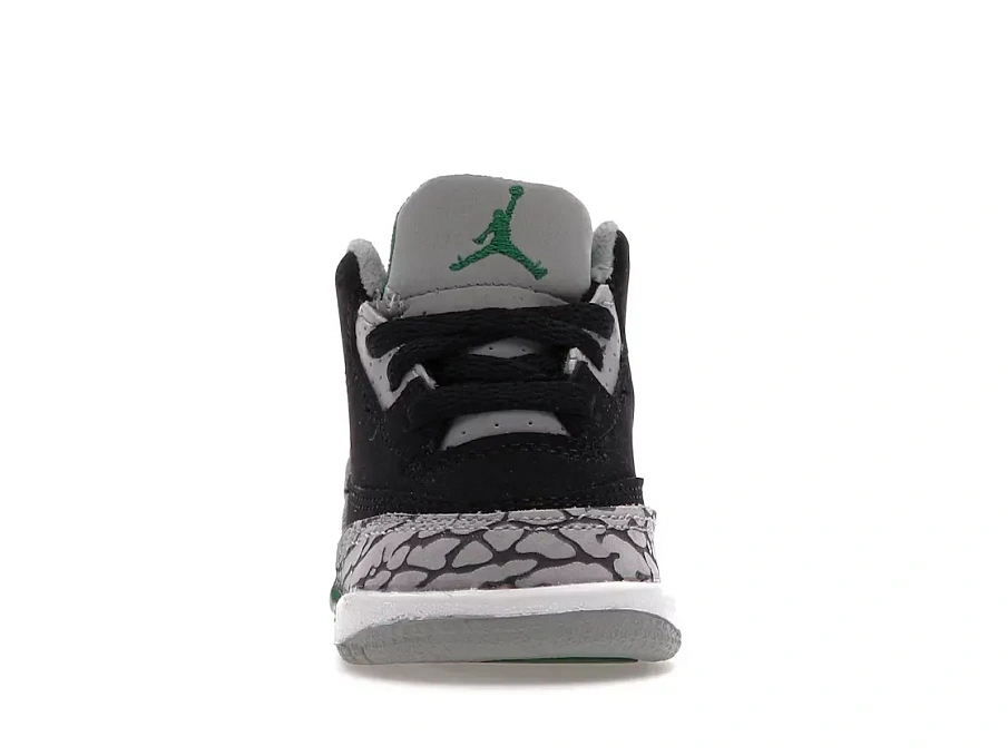 Фото № 2 с приближением к товару «‎Jordan 3 Retro»