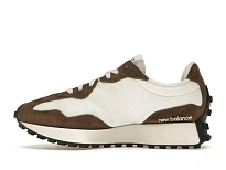 Фото № 3 с приближением к товару «‎New Balance 327»
