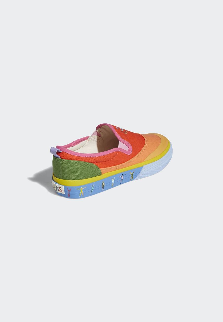 Фото № 3 с приближением к товару «‎Adidas Nizza Slip ON Pride »