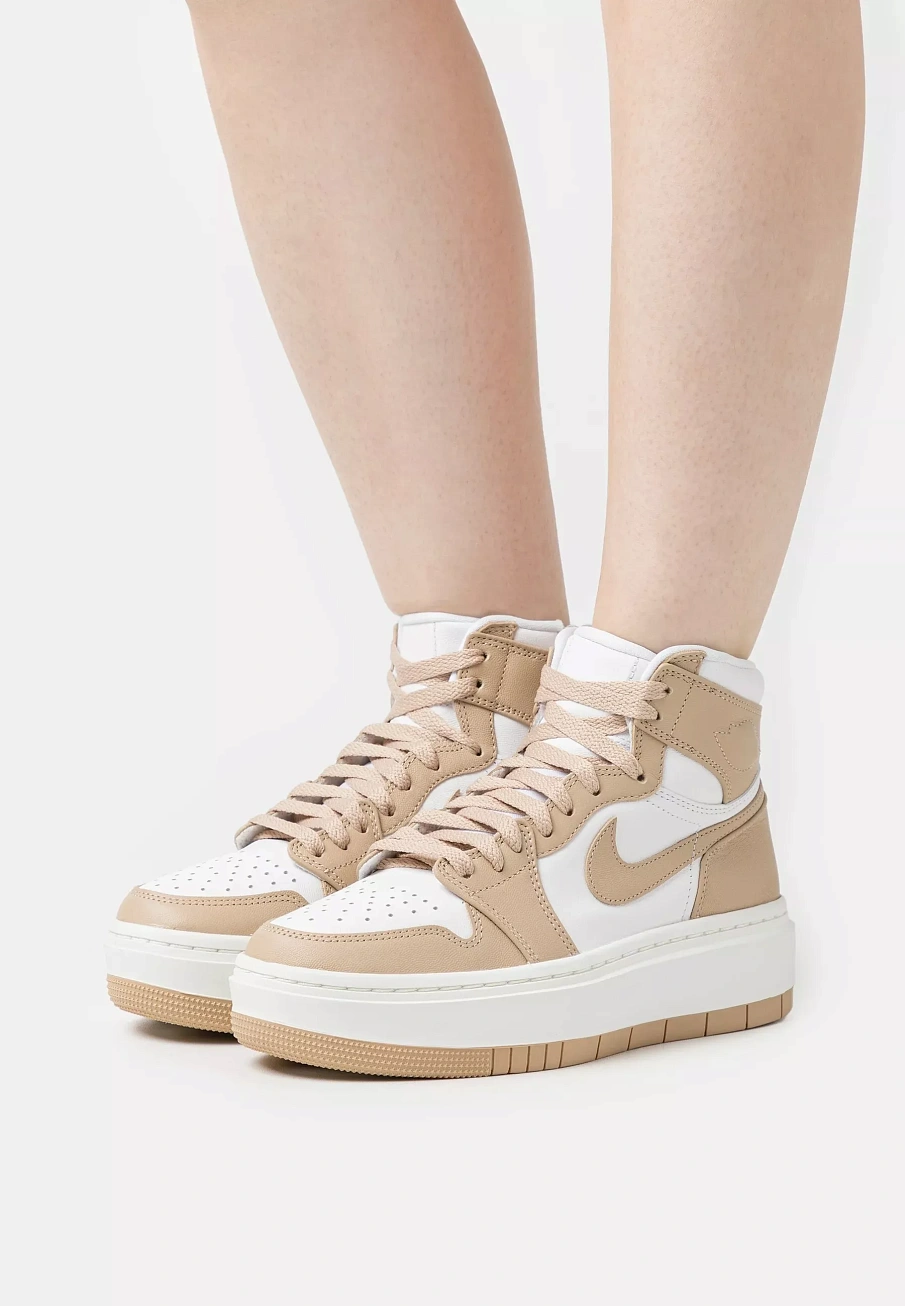 Фото № 3 с приближением к товару «‎AIR JORDAN 1 ELEVATE MID»