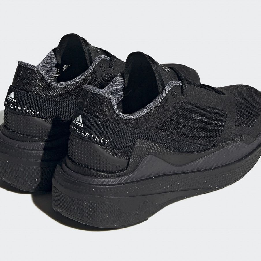 Фото № 4 с приближением к товару «‎Adidas Earthlight»
