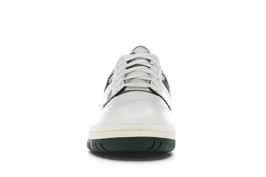 Фото № 2 с приближением к товару «‎New Balance 550»