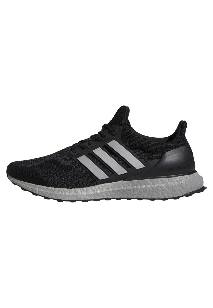 Фото № 1 с приближением к товару «‎Adidas Ultraboost Dna Street »