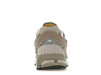 Фото № 4 с приближением к товару «‎New Balance 2002R»