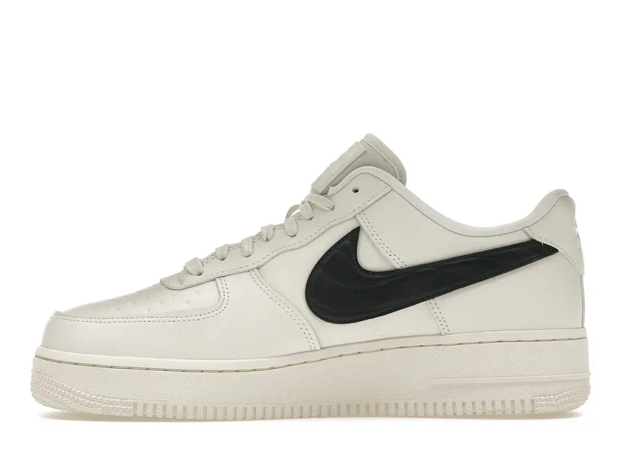 Фото № 3 с приближением к товару «‎Nike Air Force 1 '07 Quilted Swoosh Phantom Black »