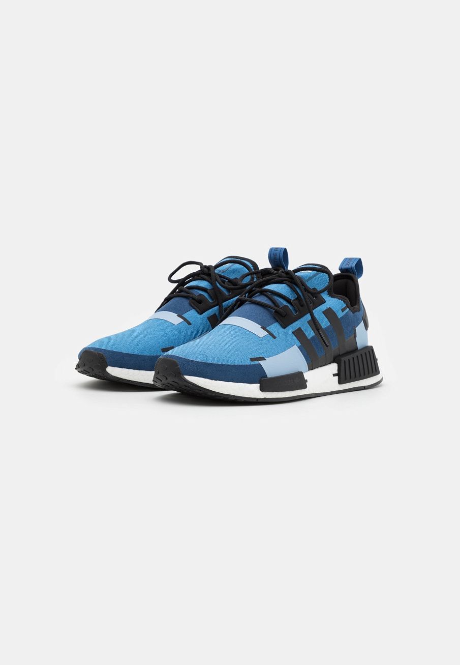 Фото № 2 с приближением к товару «‎Adidas Nmd_r1 »