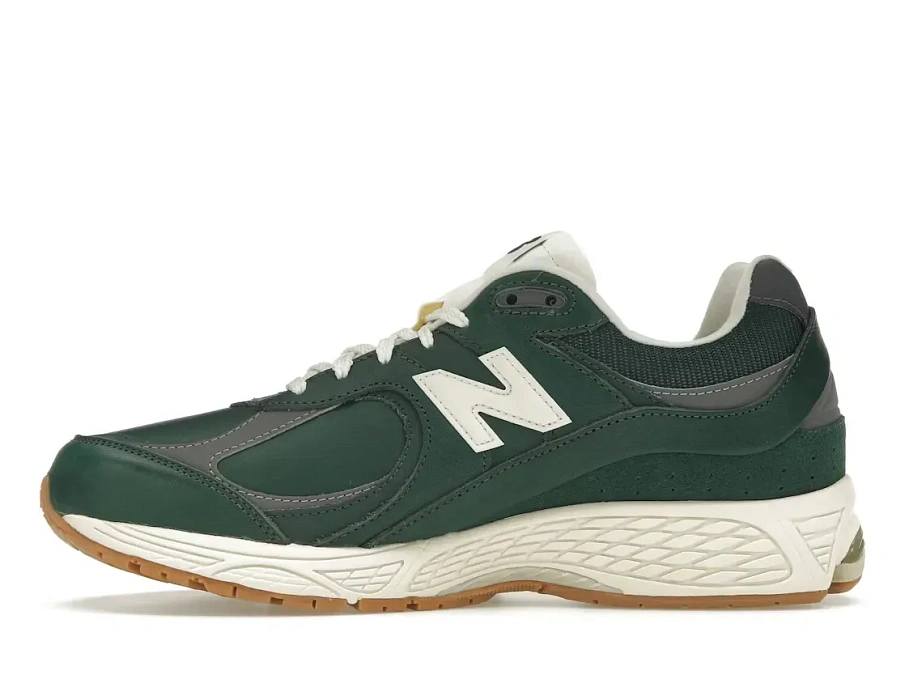 Фото № 3 с приближением к товару «‎New Balance 2002R»