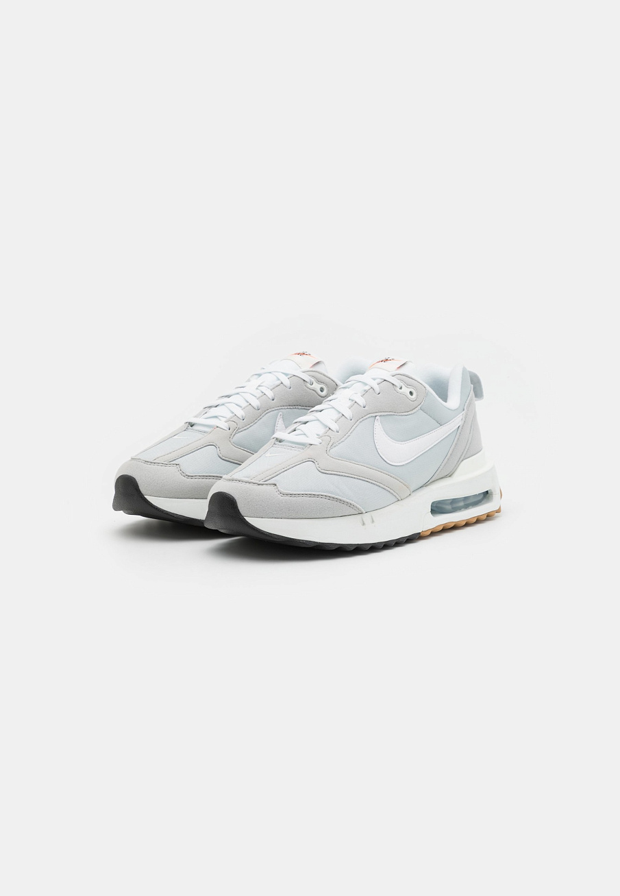 Фото № 5 с приближением к товару «‎Nike Air Max Dawn »