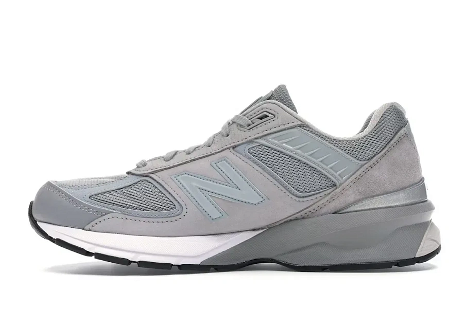 Фото № 3 с приближением к товару «‎New Balance 990v5»