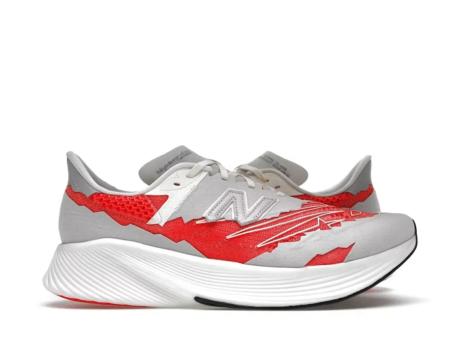 Фото № 1 с приближением к товару «‎New Balance FuelCell RC Elite v2 SI»