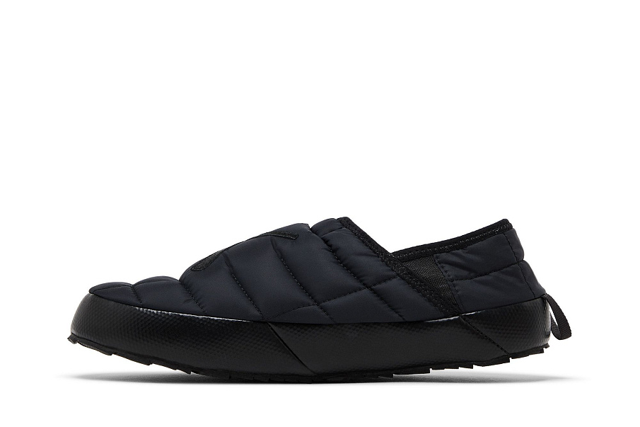 Фото № 4 с приближением к товару «‎KAWS x The North Face ThermoBall Traction Mule VS Black»