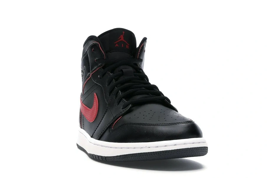 Фото № 2 с приближением к товару «‎Jordan 1 Retro Mid Black Team Red»
