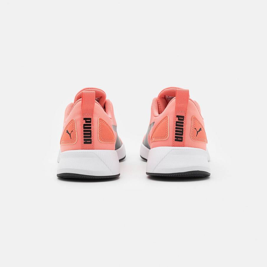 Фото № 3 с приближением к товару «‎Puma Flyer Femme»