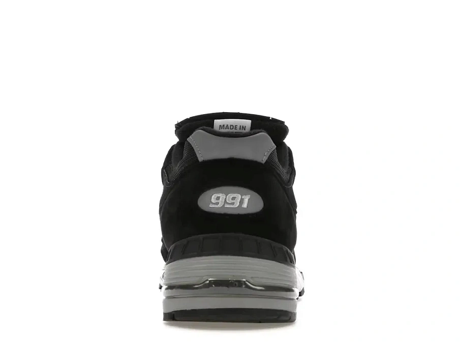 Фото № 4 с приближением к товару «‎New Balance 991»