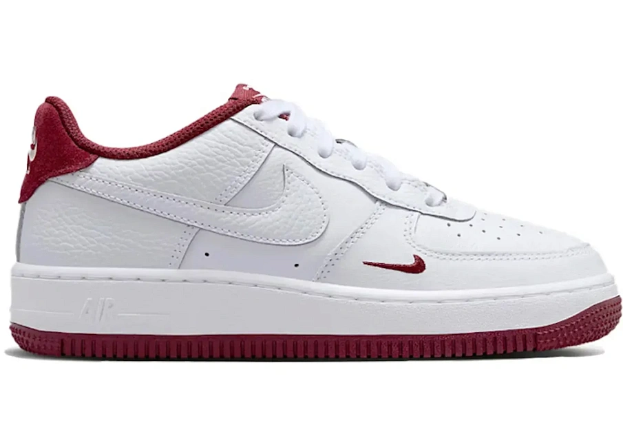 Фото № 1 с приближением к товару «‎Nike Air Force 1 Low LV8»