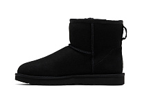 Фото № 4 с приближением к товару «‎UGG Women's Classic Mini II Boot Black»
