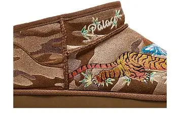 Palace x UGG Classic Ultra Mini Boot Chestnut Camo - 3