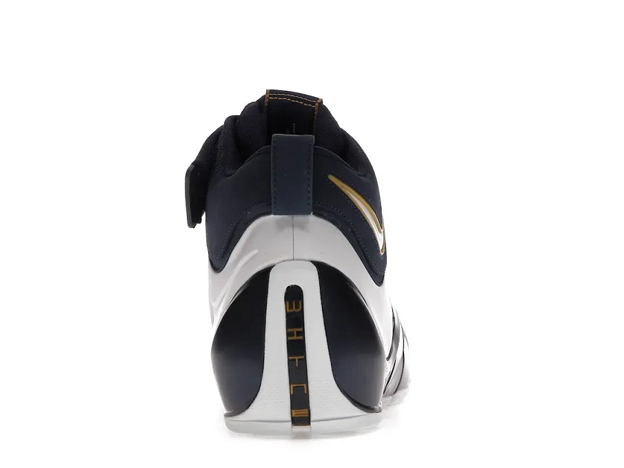 Фото № 4 с приближением к товару «‎Nike LeBron 4 West Coast»