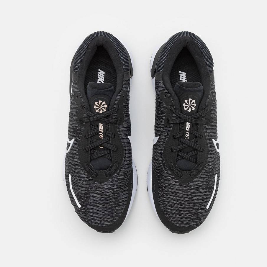 Фото № 4 с приближением к товару «‎Nike W Renew 4»