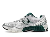 Фото № 3 с приближением к товару «‎New Balance 860v2»