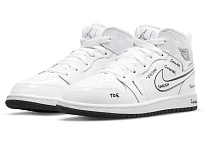 Фото № 1 с приближением к товару «‎Jordan 1 Mid»