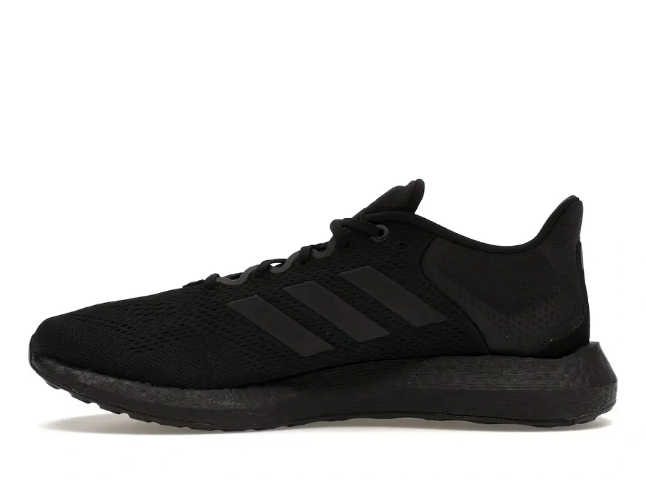 Фото № 3 с приближением к товару «‎adidas Pureboost 21»