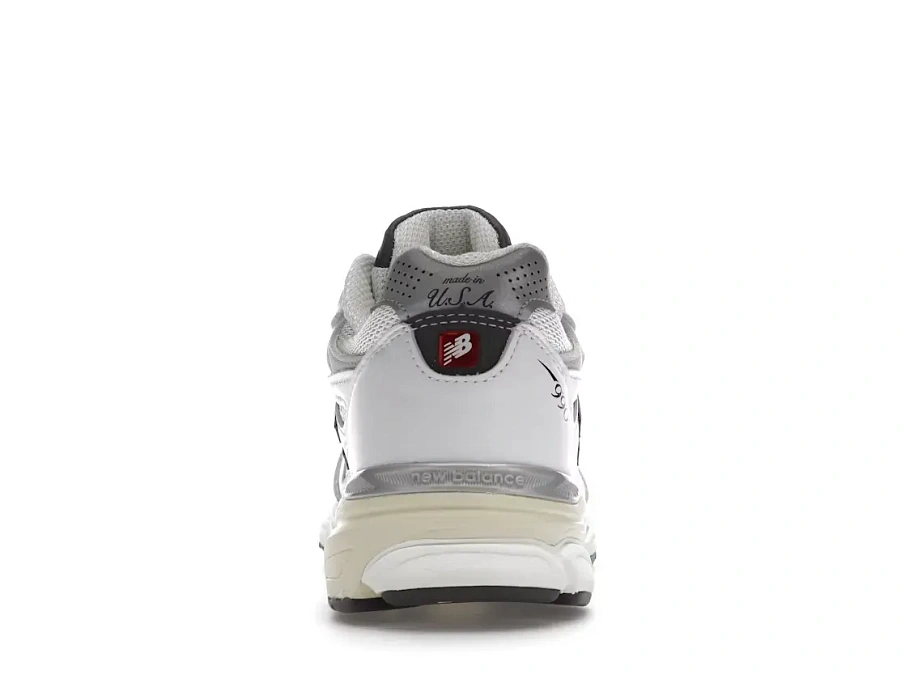 Фото № 4 с приближением к товару «‎New Balance 990v3»