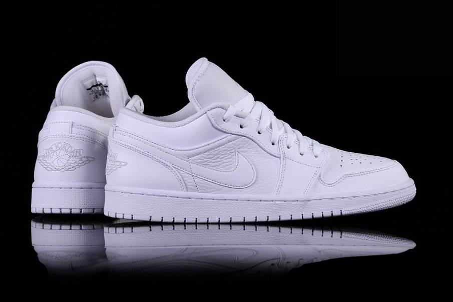 Фото № 2 с приближением к товару «‎Nike Air Jordan 1 Retro All »