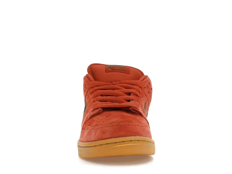 Фото № 2 с приближением к товару «‎Nike SB Dunk Low»