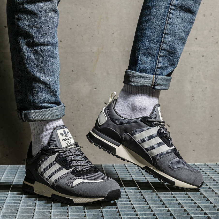 Фото № 3 с приближением к товару «‎Adidas ZX 700 HD»