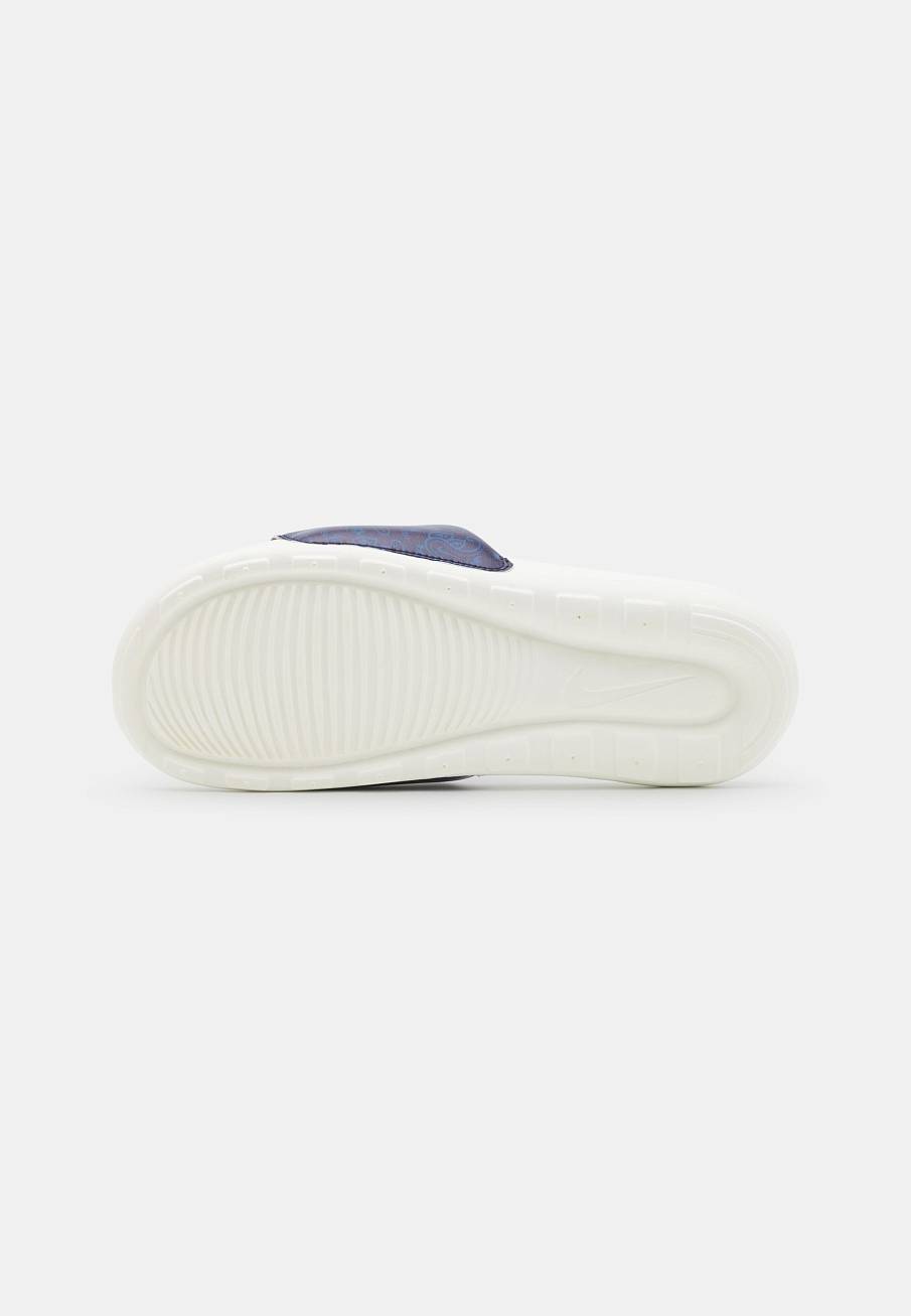 Фото № 4 с приближением к товару «‎Nike Victori One Slide Print»
