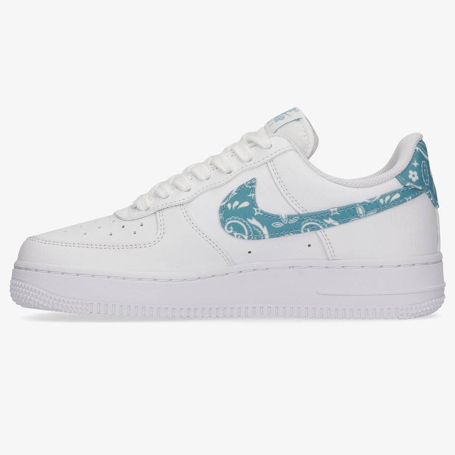 Фото № 2 с приближением к товару «‎Nike Air Force 1 07 Essential»