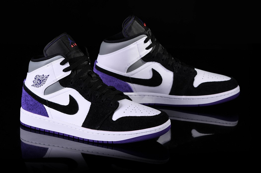 Фото № 3 с приближением к товару «‎Nike Air Jordan 1 Retro Se Court»