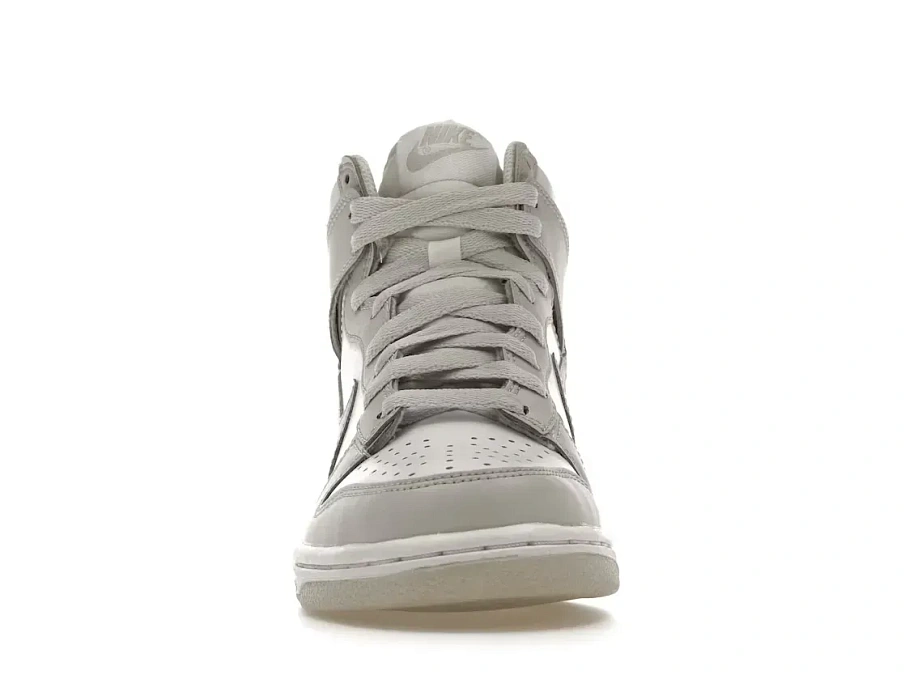 Фото № 2 с приближением к товару «‎Nike Dunk High»