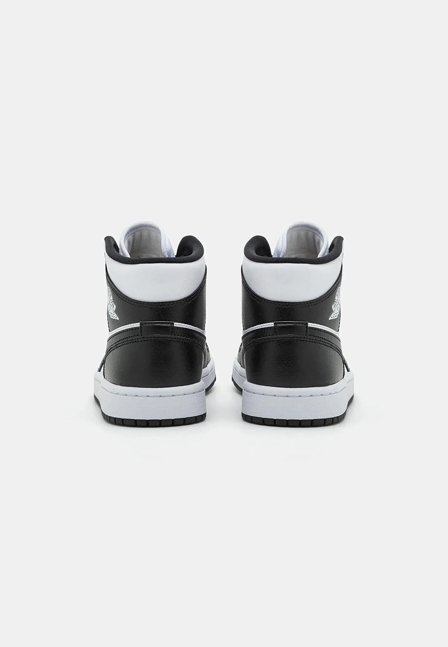 Фото № 3 с приближением к товару «‎AIR JORDAN 1 MID»